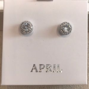 Chloe + Isabel Petits Bijoux Circle Studs